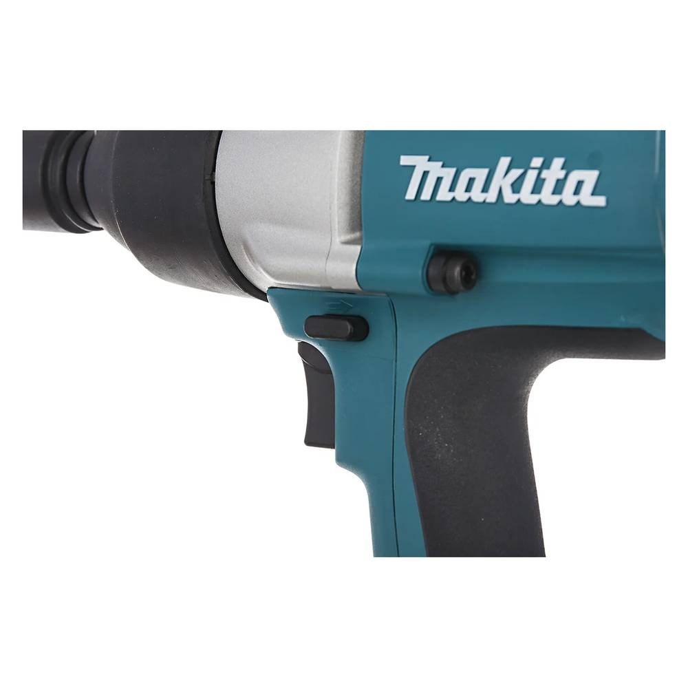 Гайковерт Makita TW0200 ударный