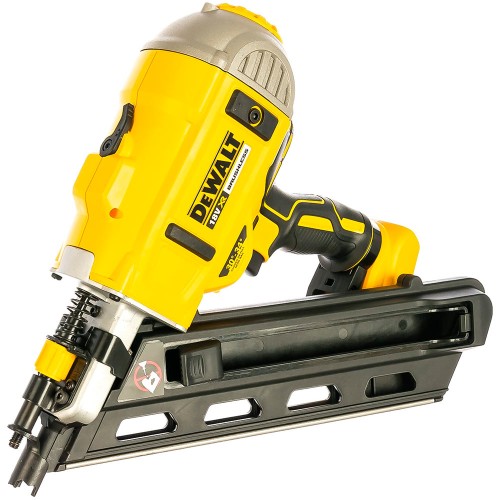 Аккумуляторный гвоздезабиватель DeWalt DCN692N (без акк, без з/у)