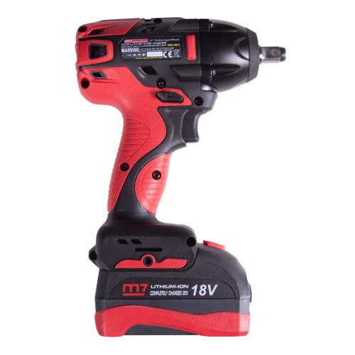 Гайковерт аккумуляторный ударный 1/2", 813 Нм, 18 В, 4 предмета, кейс MIGHTY SEVEN DW-401A