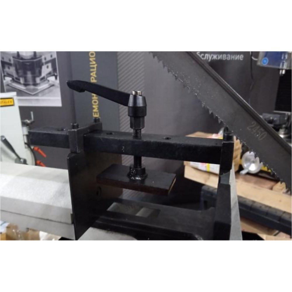 Прижим пакетной резки для BSM-220GV