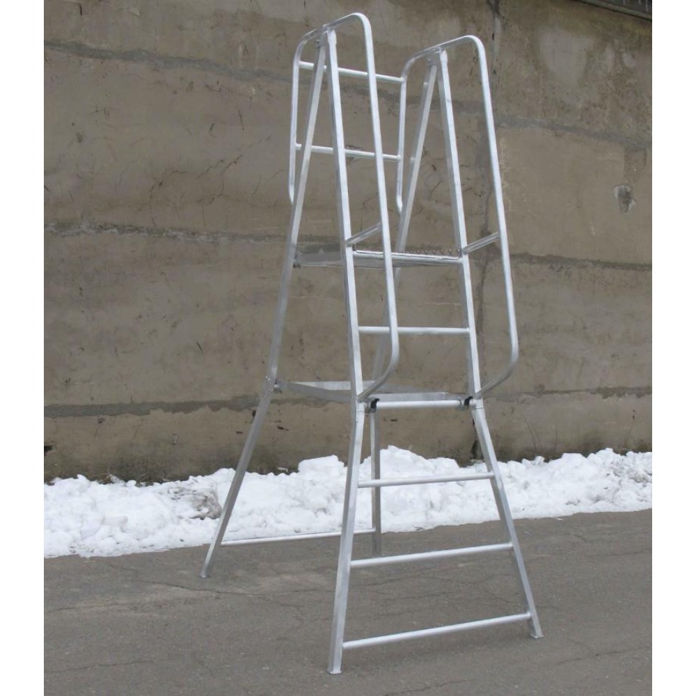 Лестница с площадкой MEGAL Л - 312 А (Н=2000)