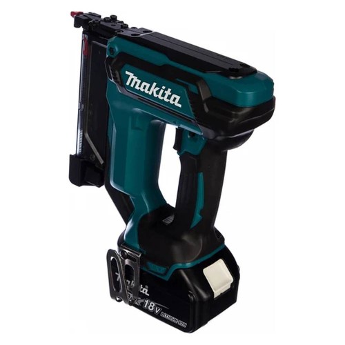 Аккумуляторный гвоздезабиватель Makita DPT353RFE