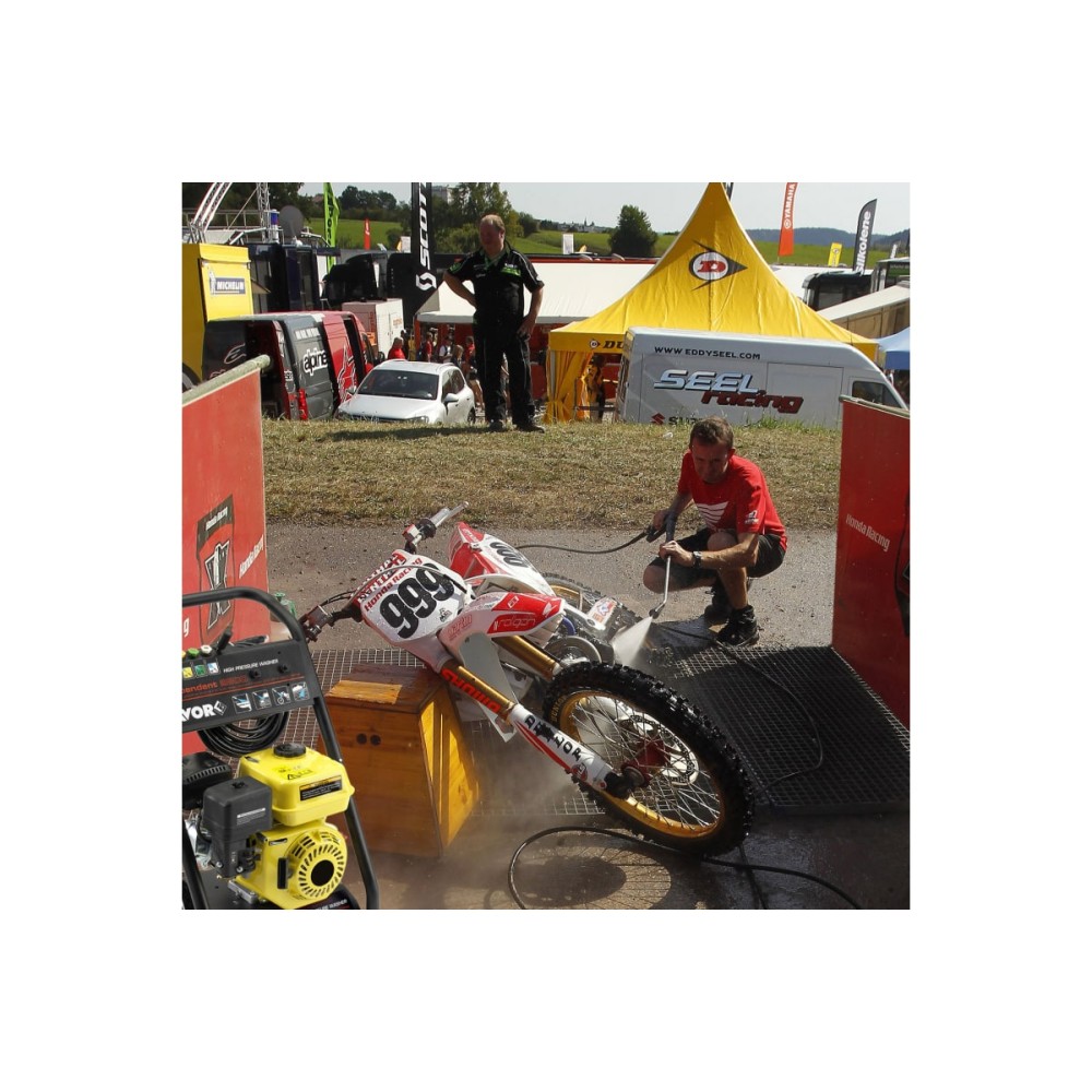 Аппарат (мойка) высокого давления бензиновый Lavor Independent 2800