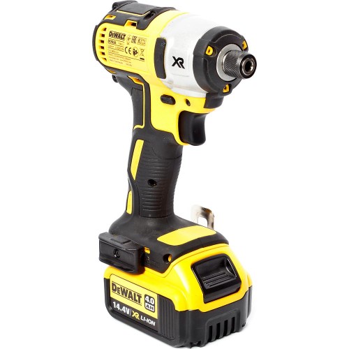 Аккумуляторная дрель-шуруповерт DeWalt DCF836M2 ударная