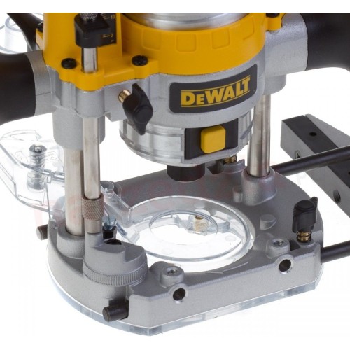 Фрезер DeWalt D26204K