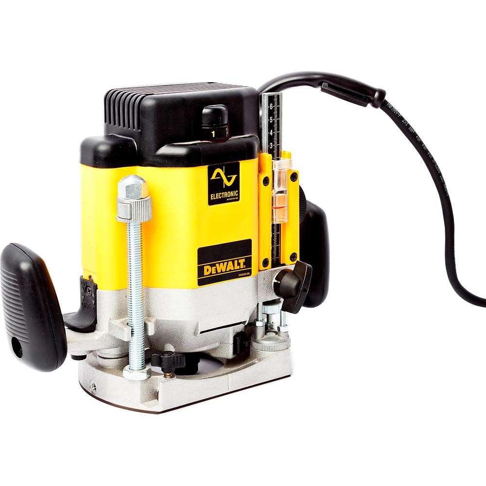 Фрезер DeWalt DW625E
